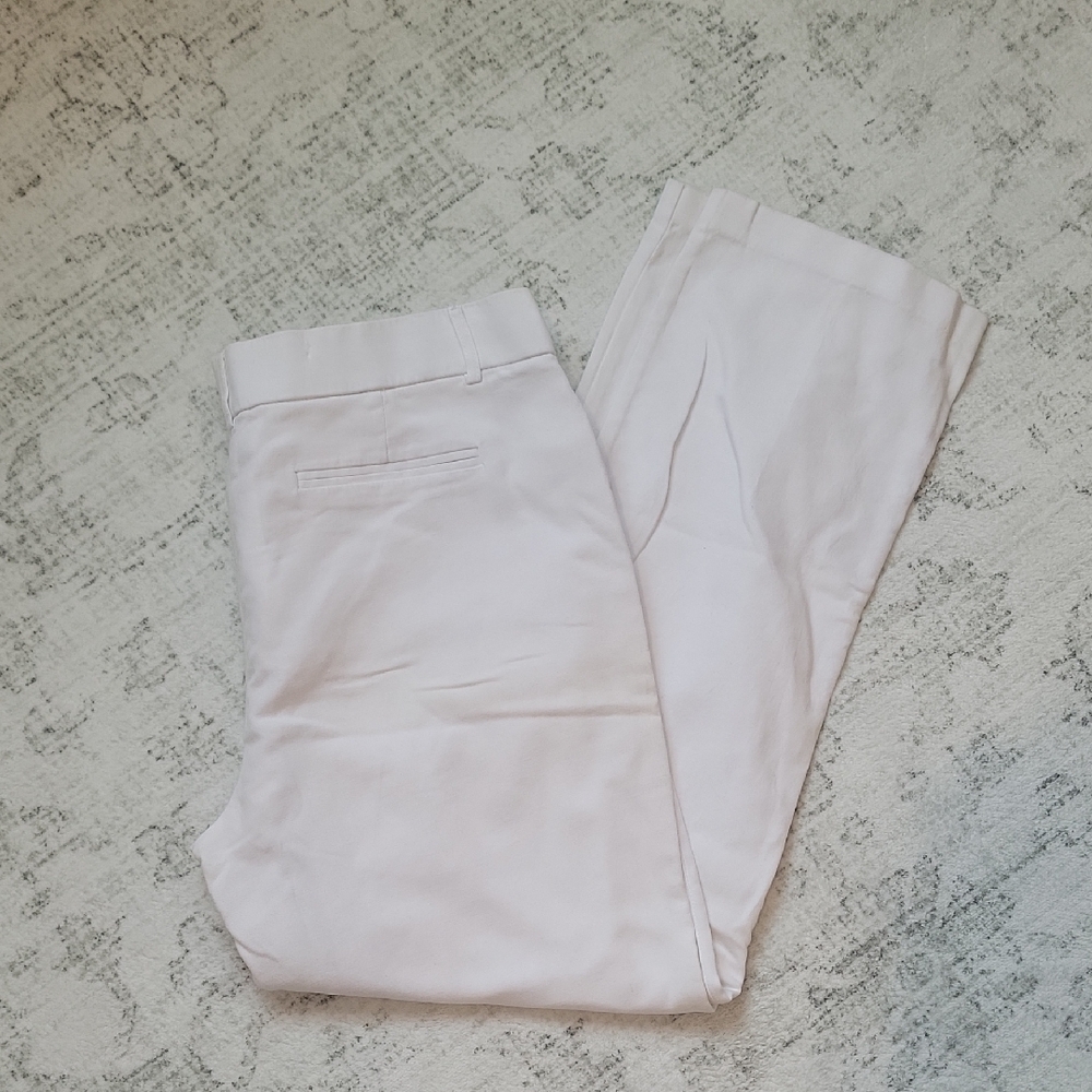 Elegant Women's White Pants - Picture 8 of 8